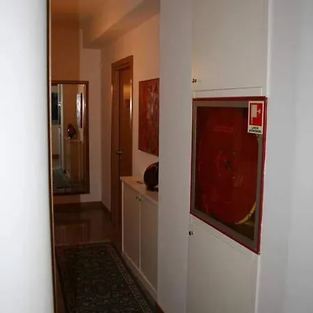 Hotel Ristorante La Rua Отель Carre