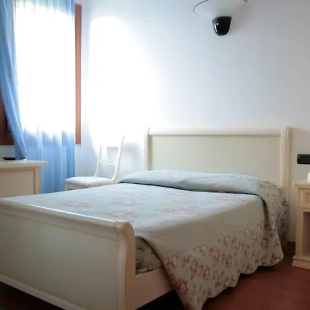 Hotell Ristorante La Rua Carre