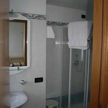 Отель Hotel Ristorante La Rua