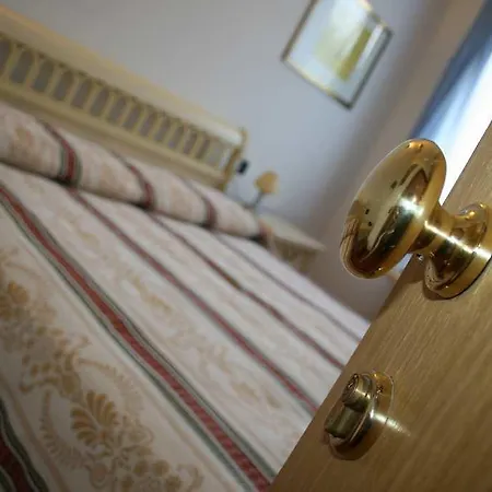 Hotel Ristorante La Rua 3*