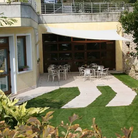 Отель Hotel Ristorante La Rua 3*