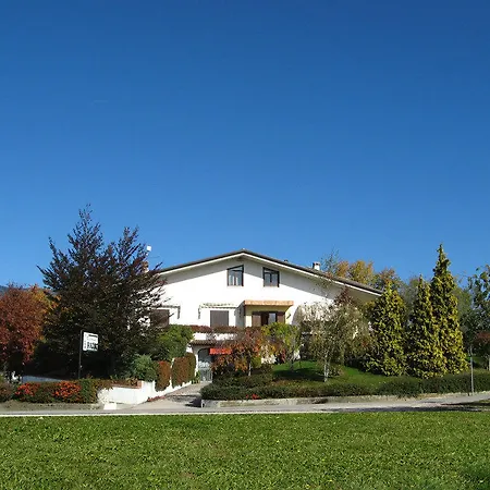 Отель Hotel Ristorante La Rua Carre